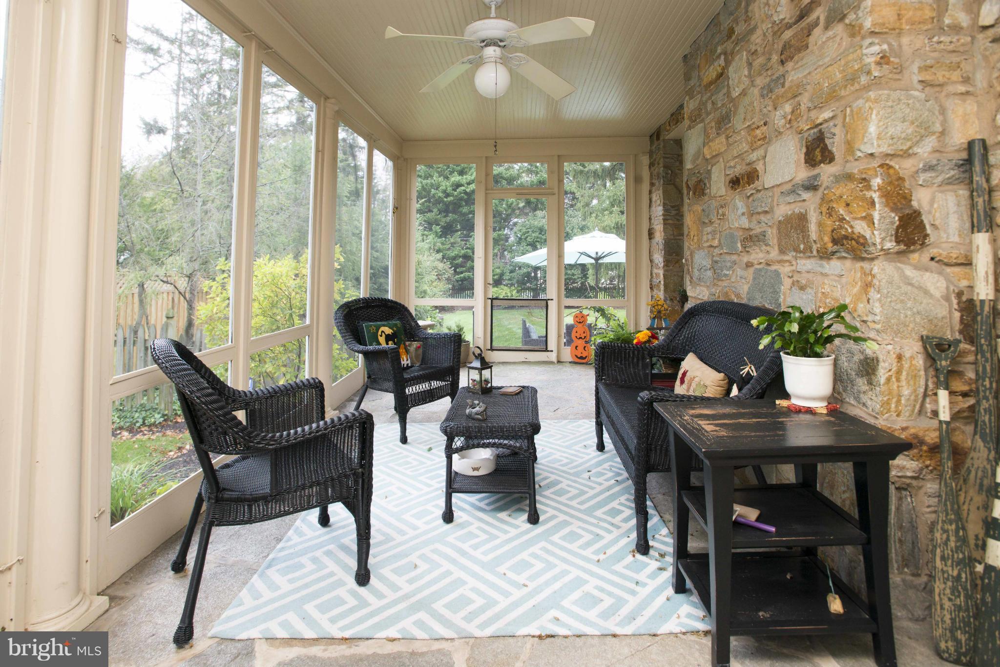102 Thicket Road Baltimore, MD 21212 - Photo 19 of 26 Screened Porch
