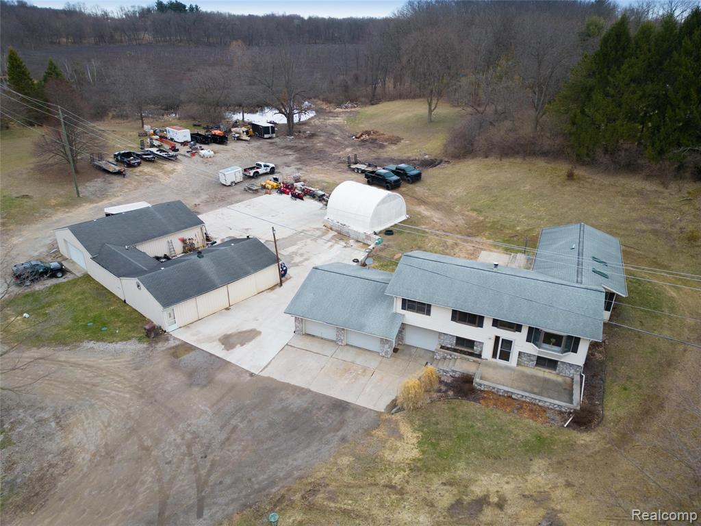 2718 Sexton Road Howell, MI 48843 - Photo 47 of 49