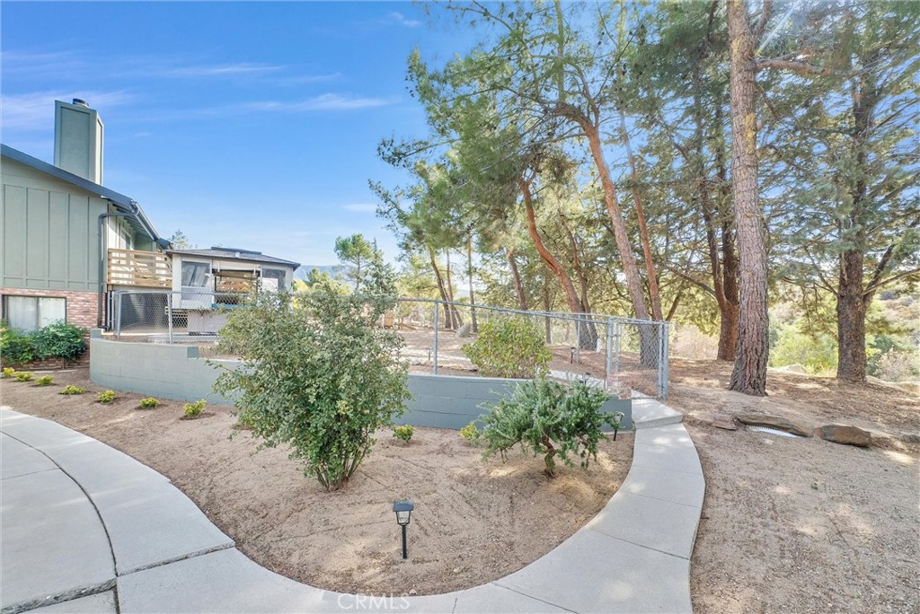 48085 Twin Pines Road Banning, CA 92220 - Photo 9 of 45