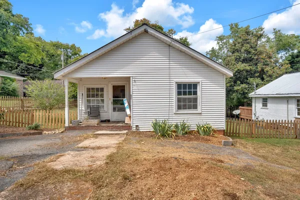 $275,000 | 203 3rd Avenue Northeast, Winchester, TN 37398