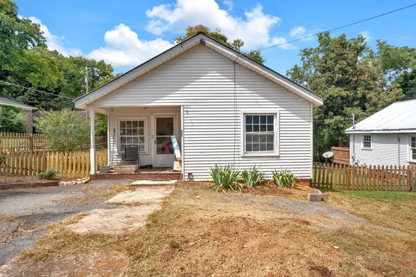 $275,000 | 203 3rd Avenue Northeast, Winchester, TN 37398