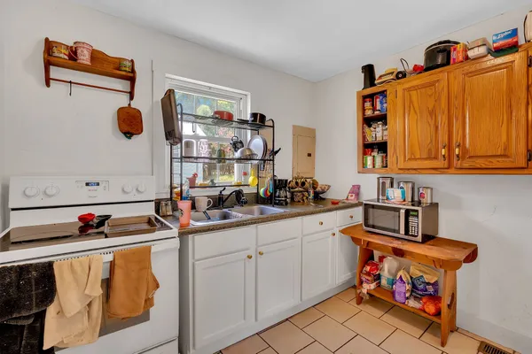 $275,000 | 203 3rd Avenue Northeast, Winchester, TN 37398