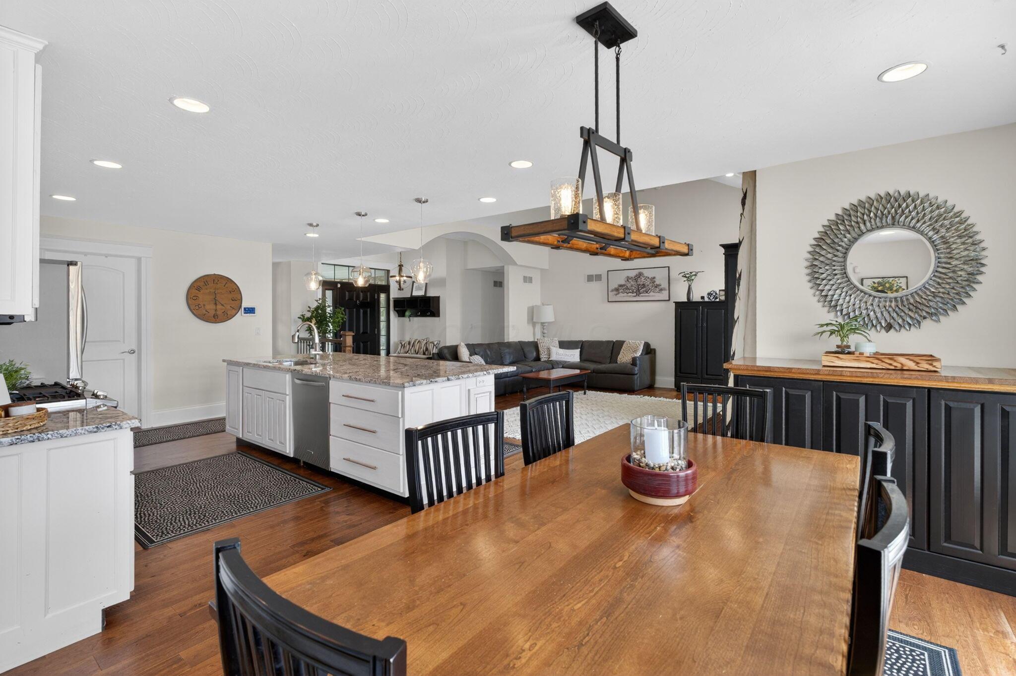 16600 Murphy Road Sunbury, OH 43074 - Photo 14 of 64 Dining
