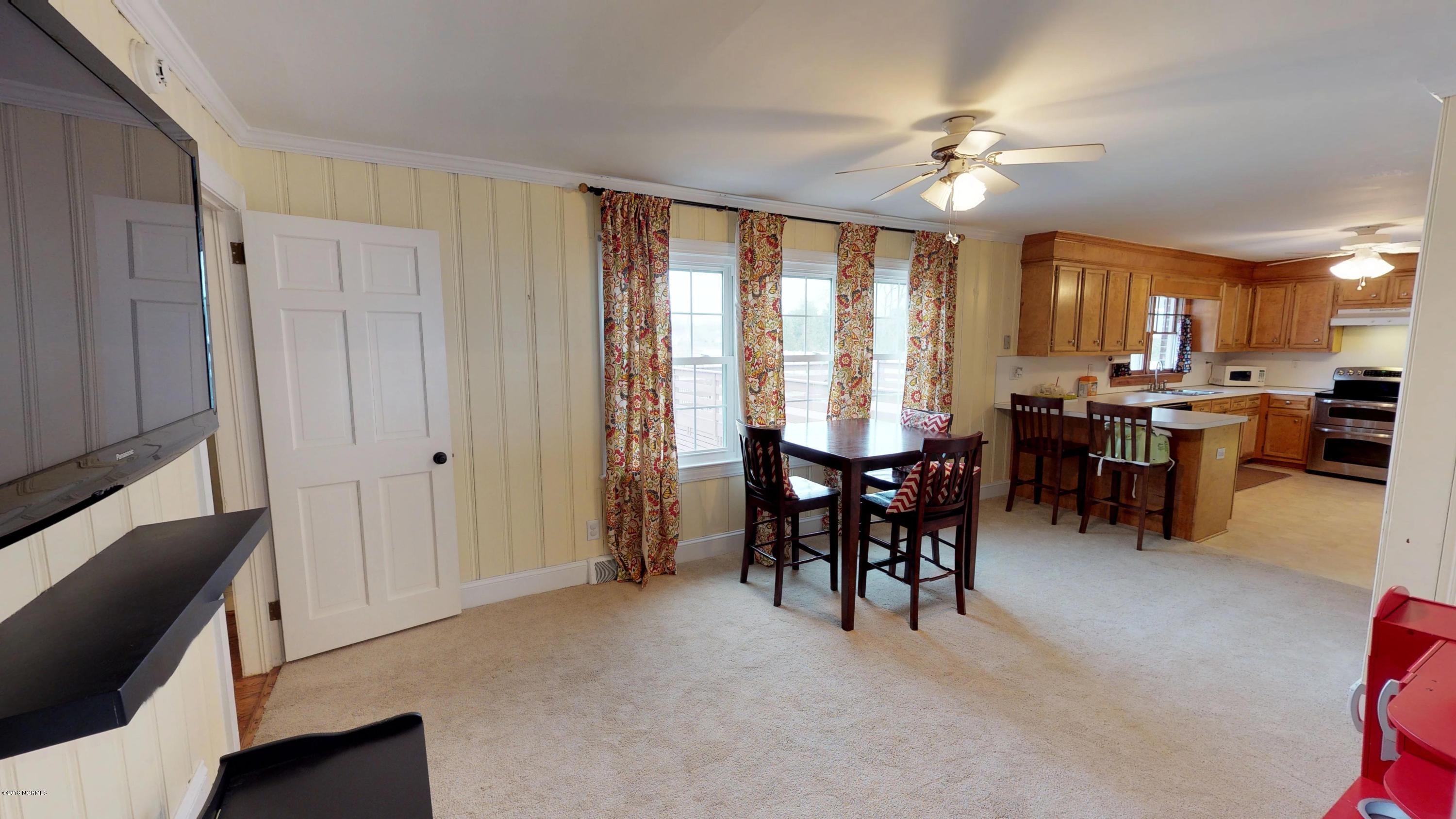 1052 Forlines Road, Unit 1 Winterville, NC 28590 - Photo 23 of 33 Breakfast room or den