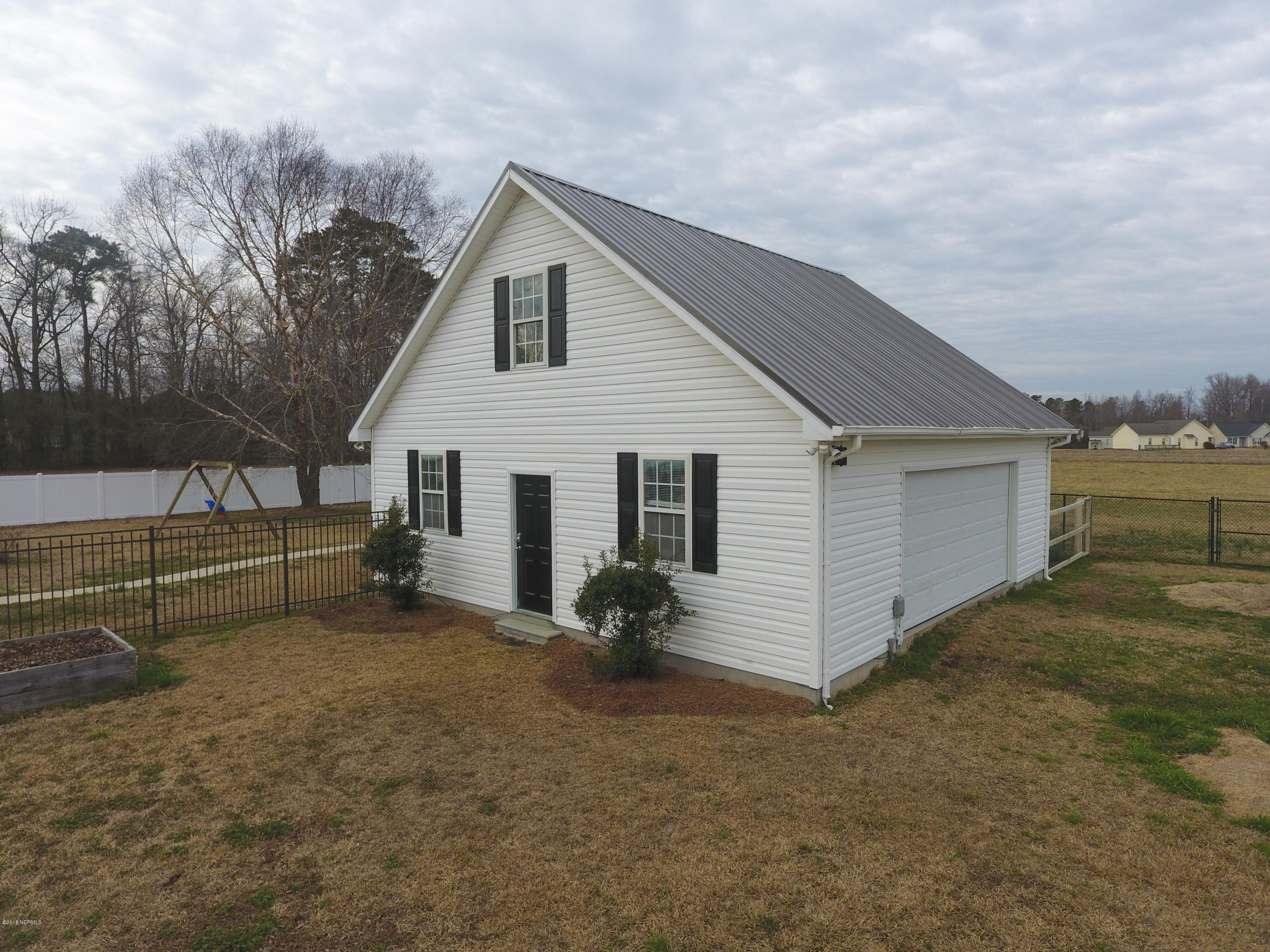 1052 Forlines Road, Unit 1 Winterville, NC 28590 - Photo 9 of 33 1052 Forlines Rd018