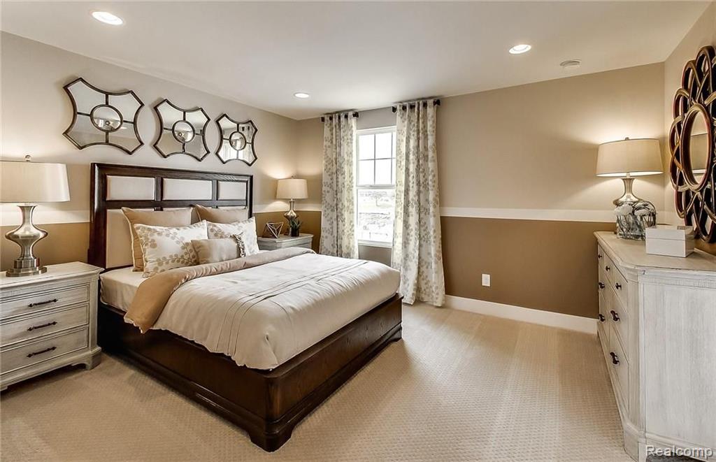 2714 Helmsdale Circle Rochester Hills, MI 48307 - Photo 11 of 20