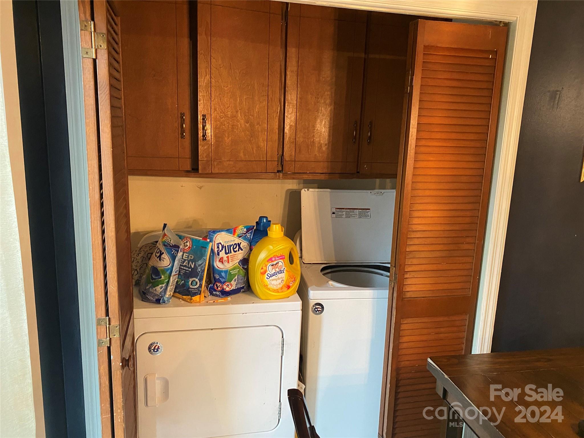 716 Edgehill Drive Monroe, NC 28110 - Photo 16 of 22 a utility room with dryer and washer