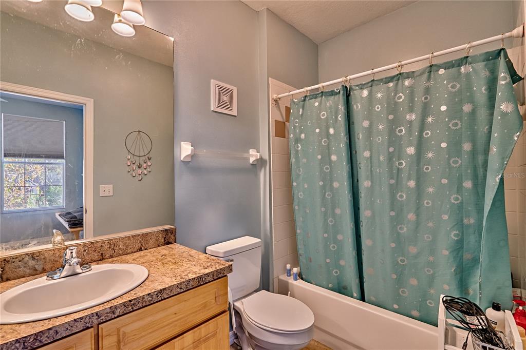 1245 Southwest 9th Road, Unit 201 Gainesville, FL 32601 - Photo 19 of 20