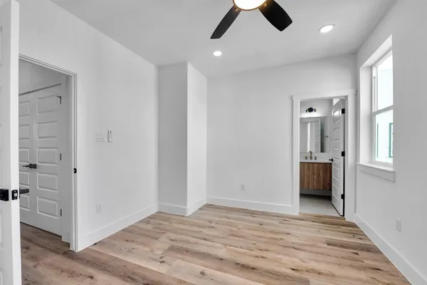 $3,100 | 1805 Emir Street, Unit E, Houston, TX 77009