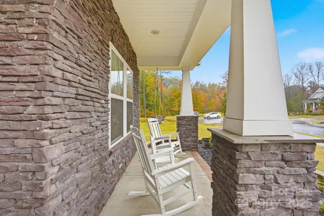 a view of a livingroom with a fireplace