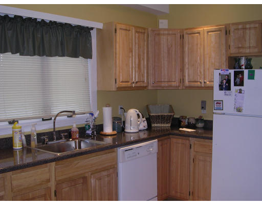127 Manthorne Road Boston, MA 02132 - Photo 12 of 13 Gallery Image 12