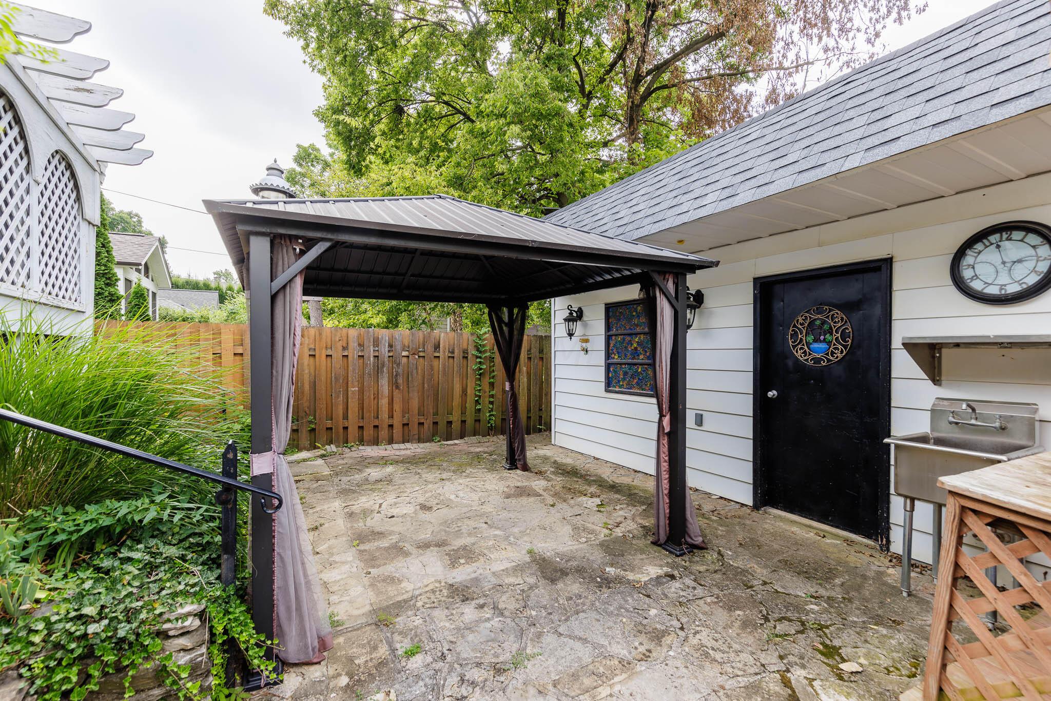 1757 Merrick Rd-Shed Patio