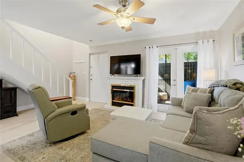 $199,000 | 8003 Jasmine Drive, Unit 8003, Tampa, FL 33637