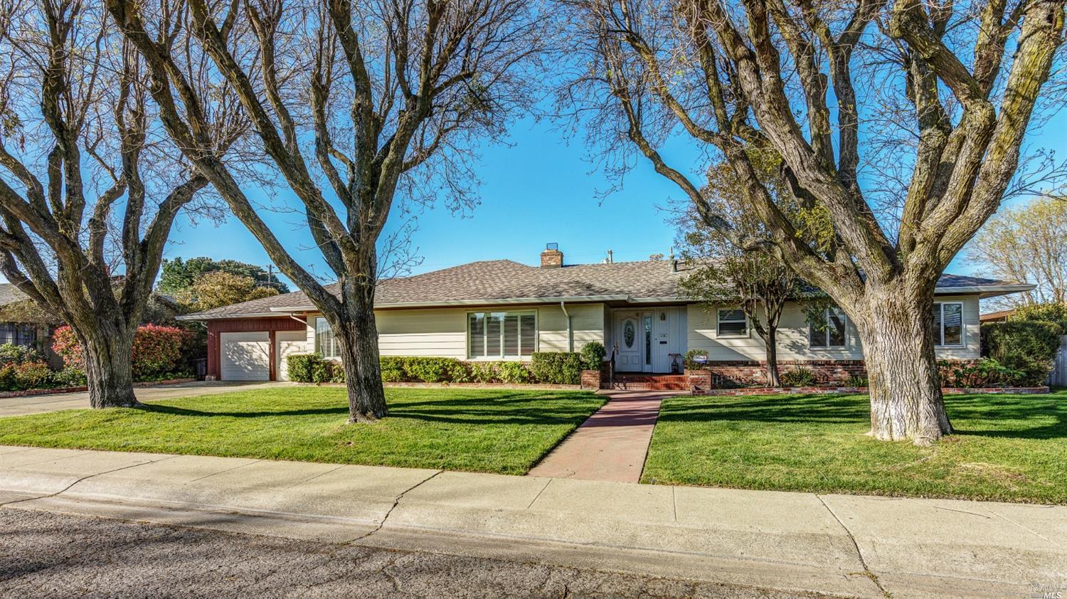 170 Delta Way Rio Vista, CA 94571 - Photo 1 of 1 a front view of a house with a yard