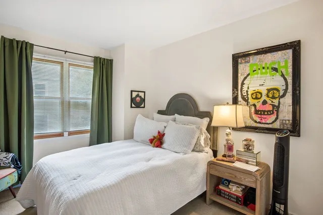 $2,400 | 103 North Bennett Street, Geneva, IL 60134