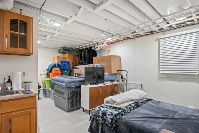 $2,400 | 103 North Bennett Street, Geneva, IL 60134