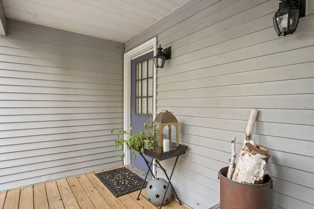 $2,400 | 103 North Bennett Street, Geneva, IL 60134