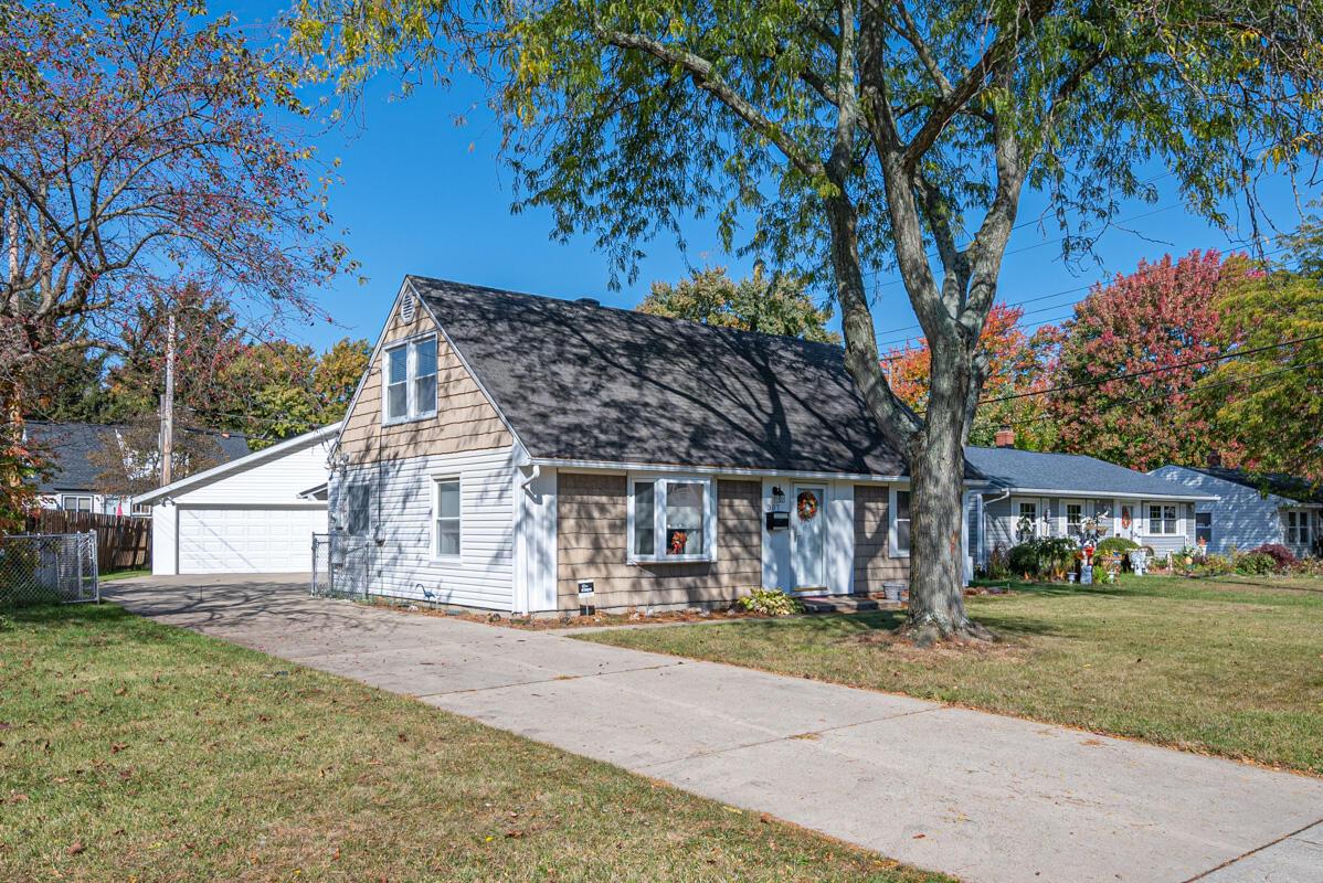 307 Sturbridge Road Columbus, OH 43228 - Photo 4 of 35 04