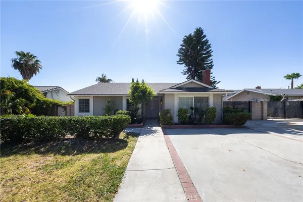 $789,988 | 2073 South Lincoln Avenue, Corona, CA 92882