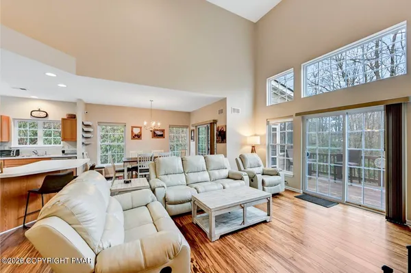 $599,900 | 134 Skytop Road, Long Pond, PA 18334