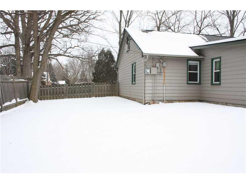 10210 Ruckle Street Indianapolis, IN 46280 - Photo 23 of 24 Gallery Image 23
