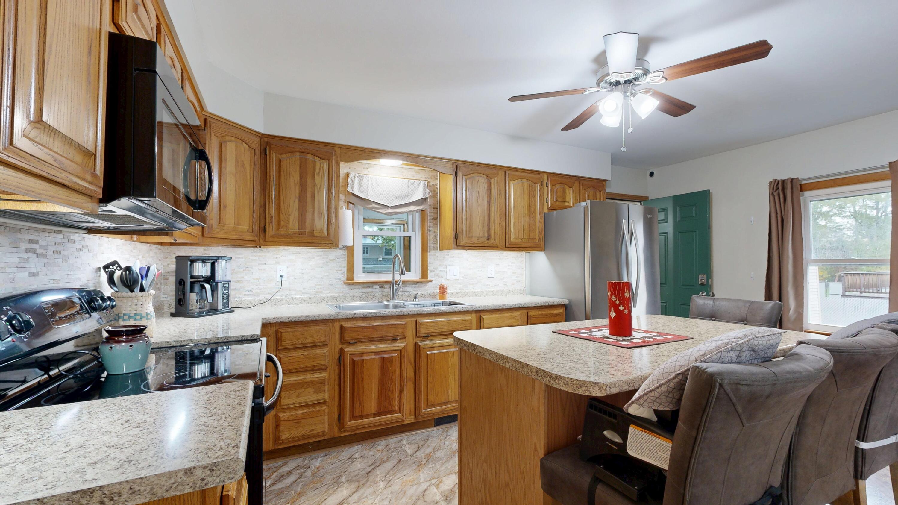 30 Rideout Avenue Lewiston, ME 04240 - Photo 14 of 56 30-Rideout-Avenue-10232025_100929