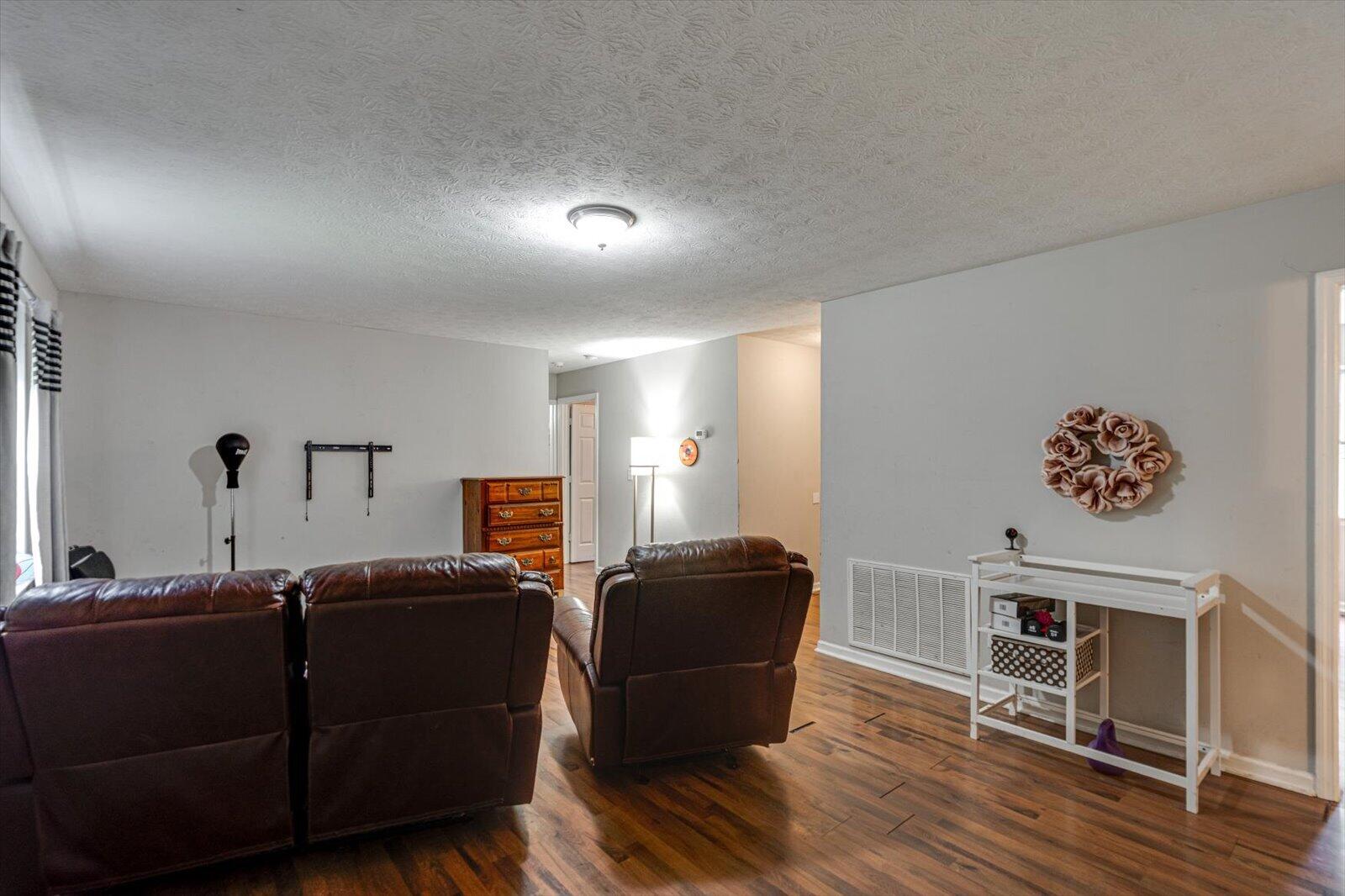 86 Bluff View Circle Flintstone, GA 30725 - Photo 5 of 23 07-86 Bluff View Cir-7