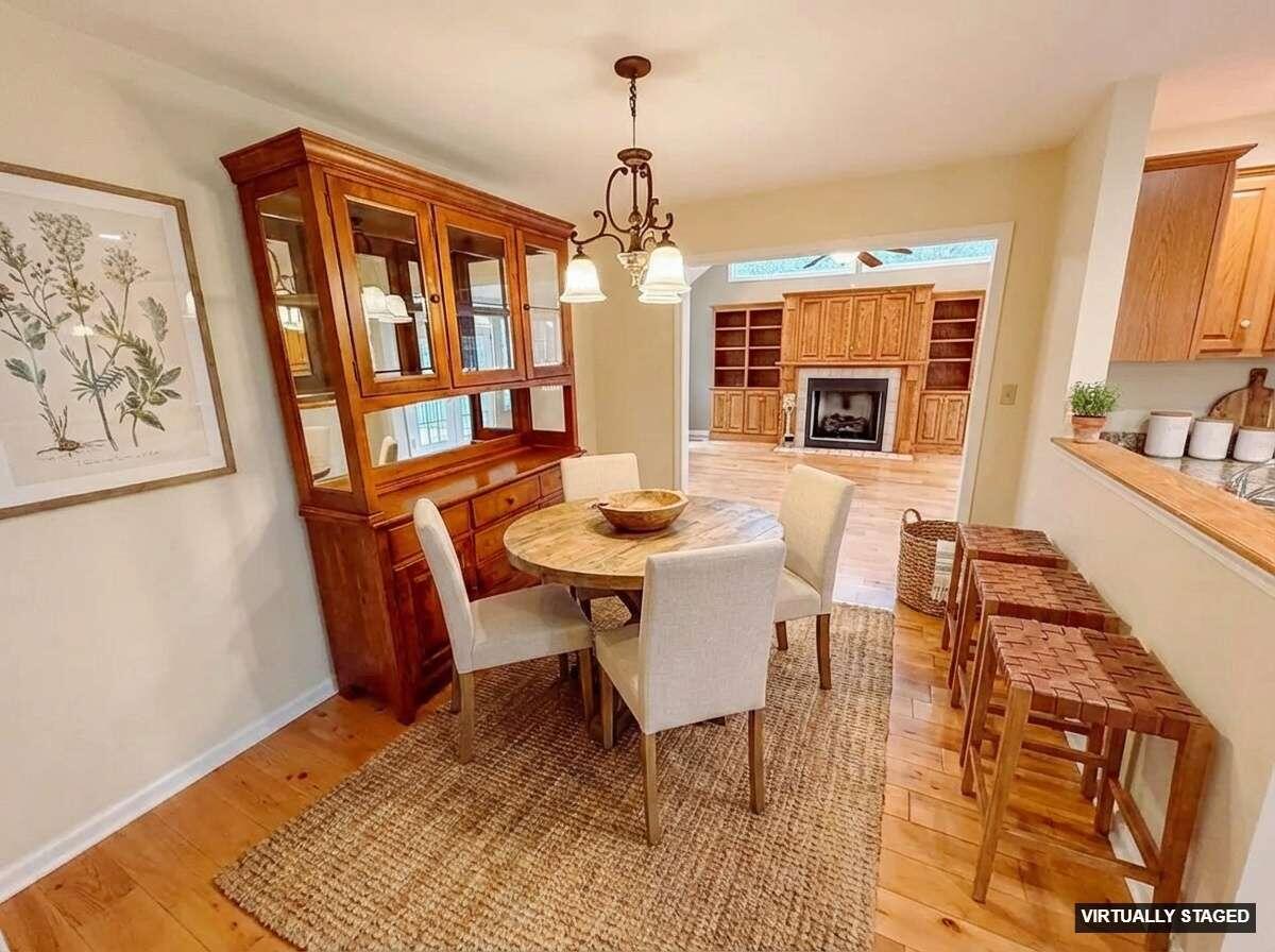 207 Wolf Den Place McCormick, SC 29835 - Photo 23 of 25 Dining Room V Staged