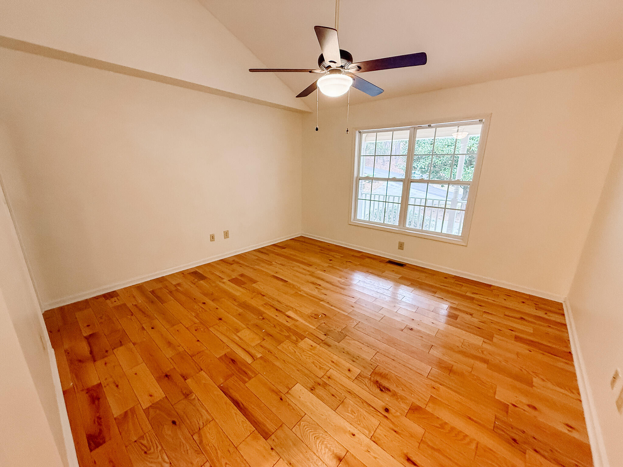 207 Wolf Den Place McCormick, SC 29835 - Photo 9 of 25 Master BR