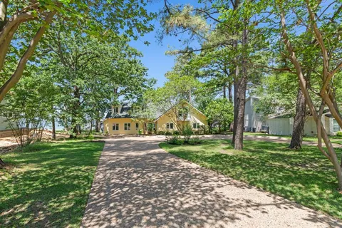 $1,250,000 | 158 Enchanted Drive, Enchanted Oaks, TX 75156