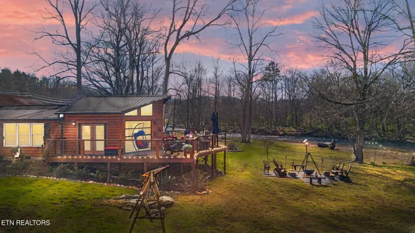 $750,000 | 7223 East Lamar Alexander Parkway, Townsend, TN 37882