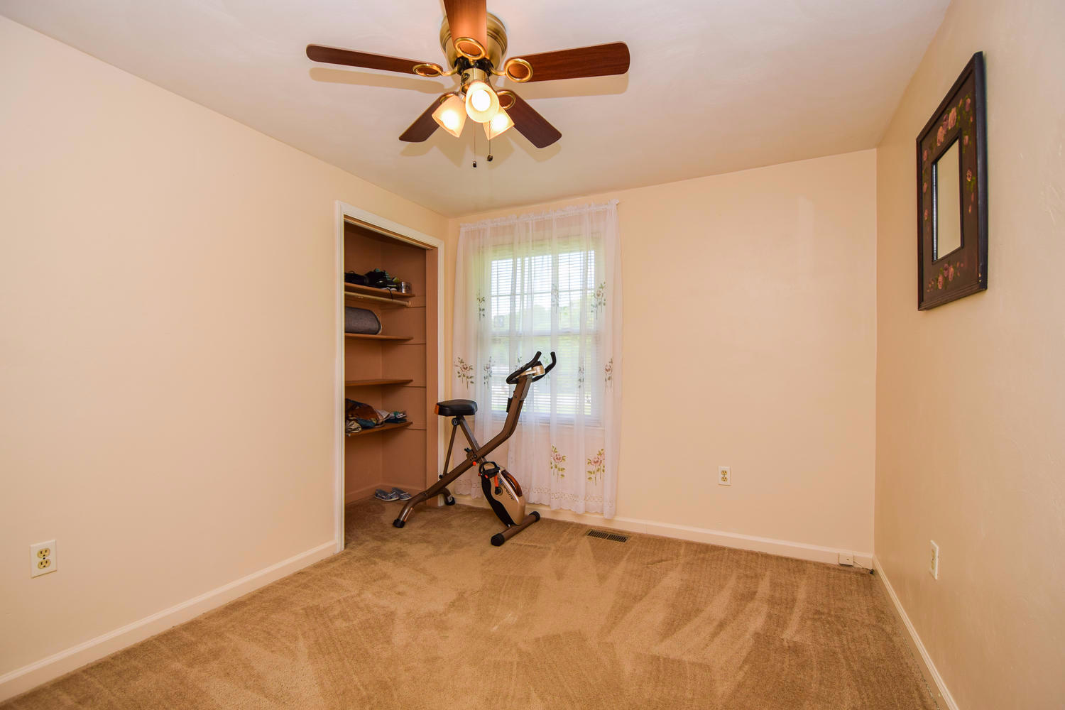 1231 Alleghany Spring Road Shawsville, VA 24162 - Photo 14 of 26 1231 Alleghany Spring Rd-large-014-10-14