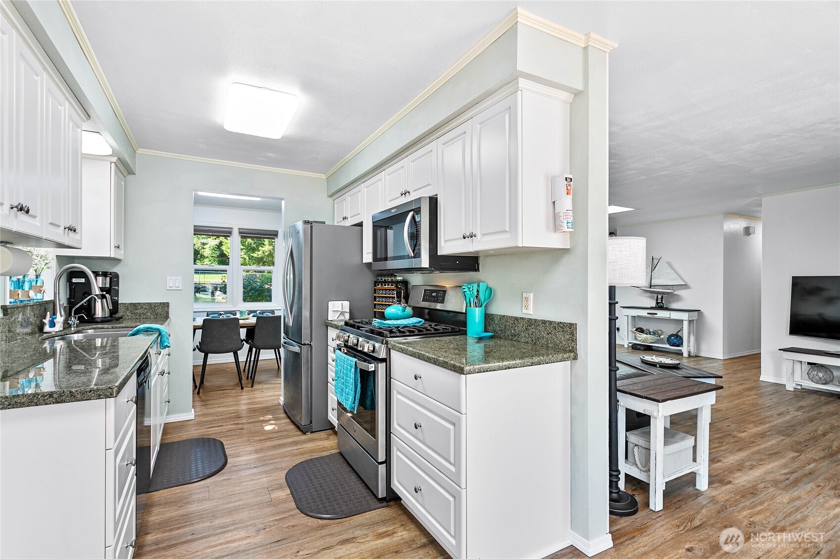2348 Yew Street Road Bellingham, WA 98229 - Photo 15 of 34 Gallery Image 15
