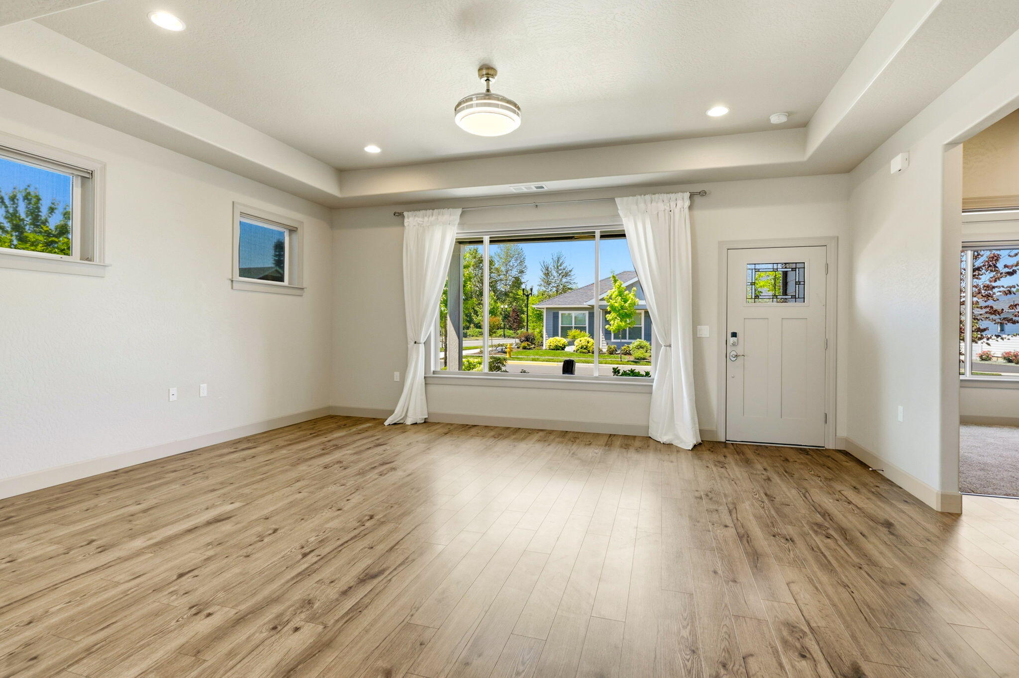 1502 River Run Street Central Point, OR 97502 - Photo 15 of 41