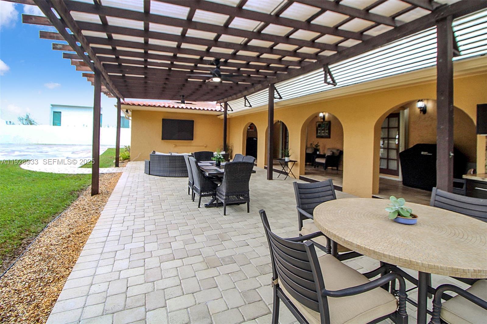 50 Southwest 130th Avenue Miami, FL 33184 - Photo 37 of 70