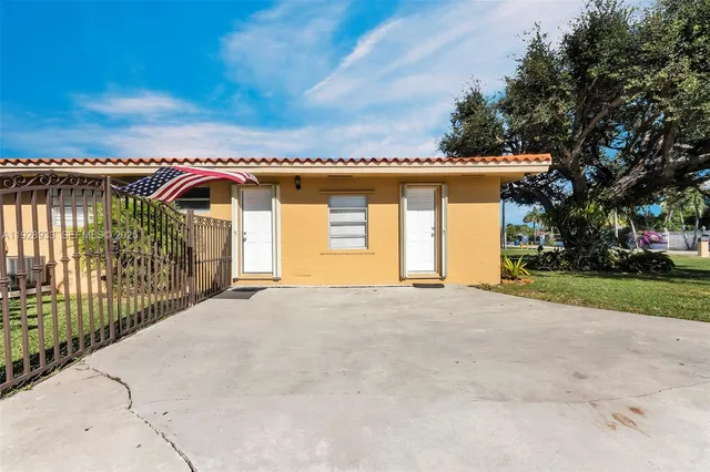 $1,999,999 | 50 Southwest 130th Avenue, Miami, FL 33184