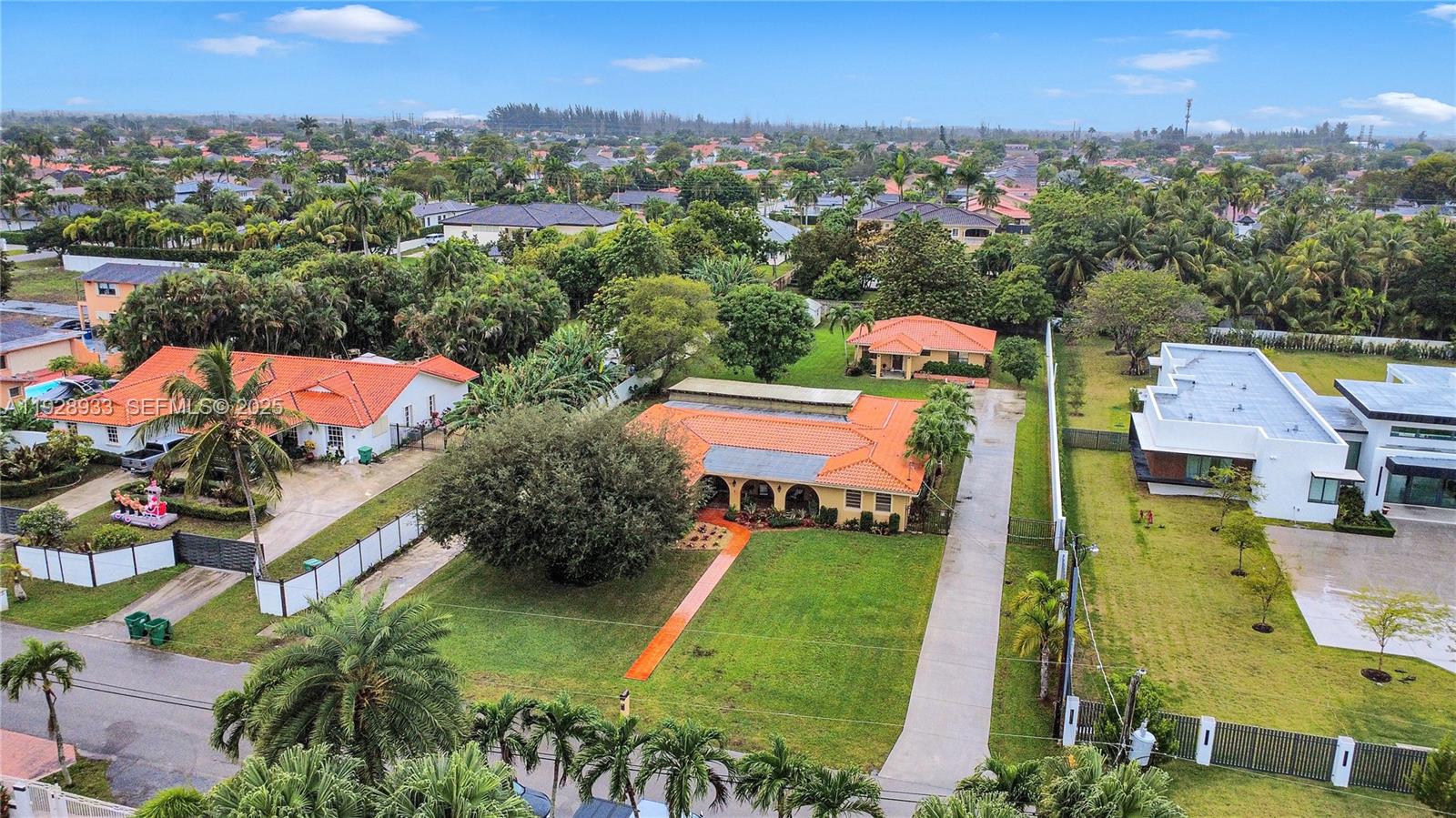 50 Southwest 130th Avenue Miami, FL 33184 - Photo 8 of 70 an aerial view of residential houses with outdoor space and swimming pool