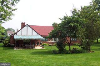 61 Walden Road Lebanon, PA 17042 - Photo 2 of 6 Gallery Image 2