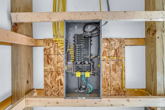 $158,999 | 6017 Skuse Road, Osseo, MI 49266