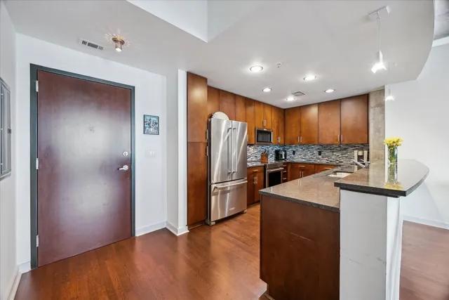 $825,000 | 360 Nueces Street, Unit 3309, Austin, TX 78701