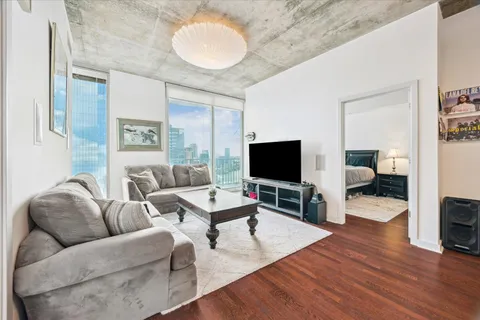 $825,000 | 360 Nueces Street, Unit 3309, Austin, TX 78701