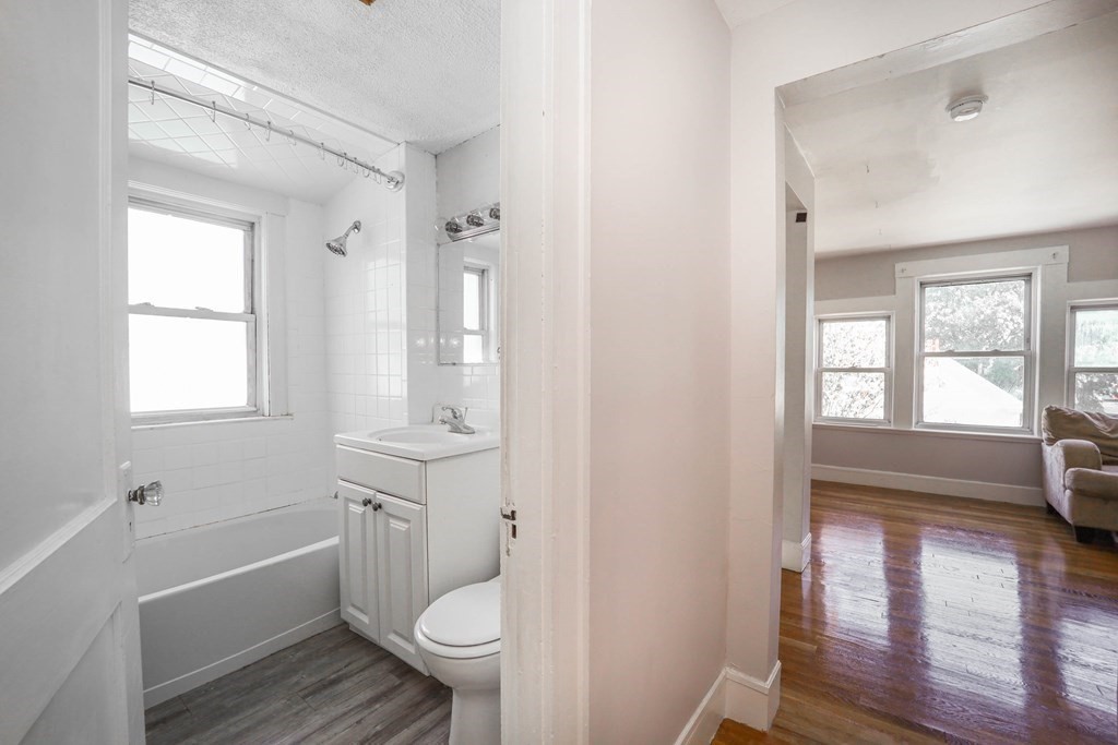 37 Bexley Road Boston, MA 02131 - Photo 8 of 28 Gallery Image 8