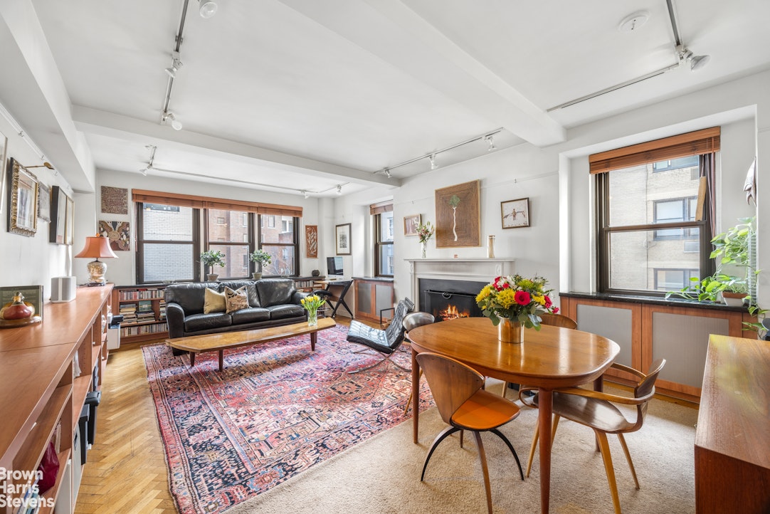 4 East 70th Street, Unit 7C Manhattan, NY 10021 - Photo 1 of 10