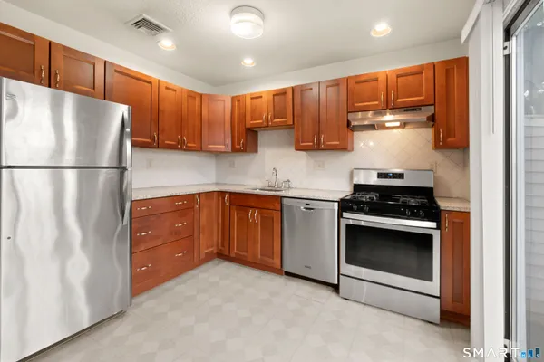 $239,000 | 48 Homeside Avenue, Unit 4, West Haven, CT 06516