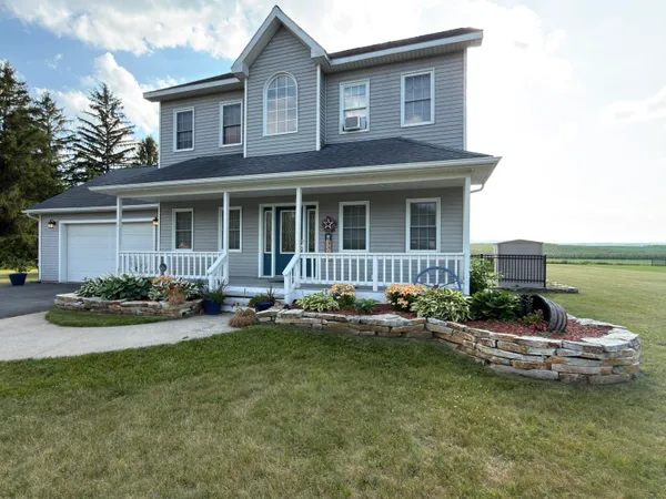 $439,500 | 283 Rt 22b, Peru, NY 12972
