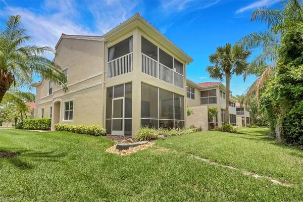 $415,000 | 890 Eastham Way, Unit Q102, Naples, FL 34104