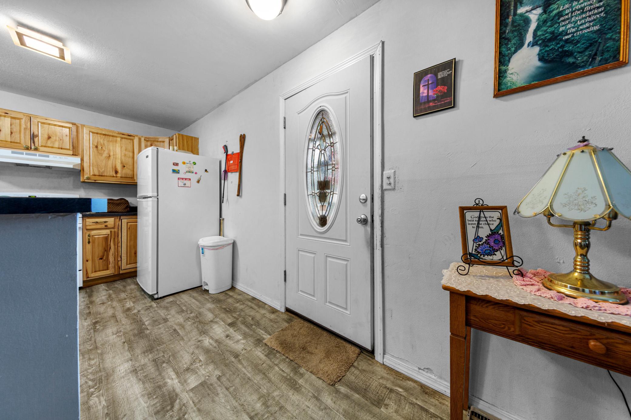 511 Division Street Waterville, MN 56096 - Photo 11 of 30