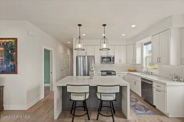 $445,000 | 300 East Grosbeak, Hayden, ID 83835