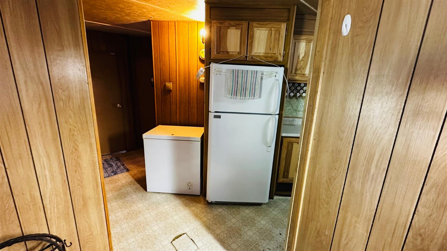 70 Oak Avenue Hayfork, CA 96041 - Photo 33 of 49 a utility room with washer and dryer