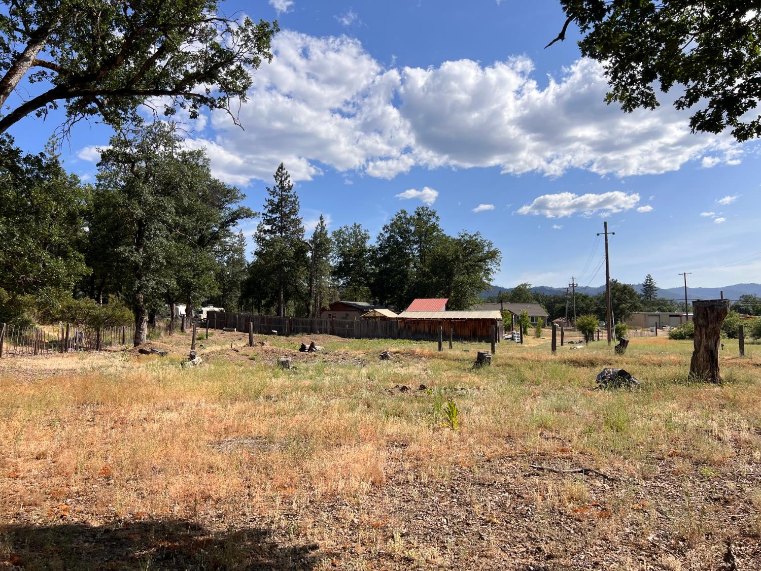 70 Oak Avenue Hayfork, CA 96041 - Photo 7 of 49 a view of a lake view